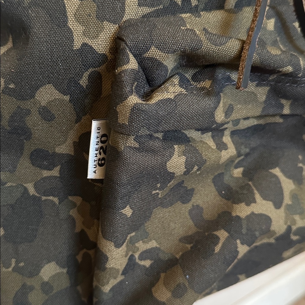 Camouflage Backpack - Picture 10 of 10